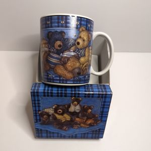 Vintage Lang and Wise Collector Mugs “Honey Bears”   Collectible Mugs 1999